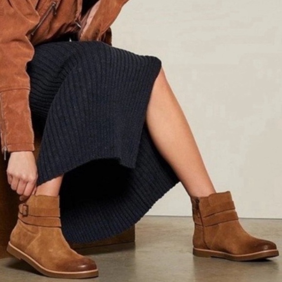 NWT UGG josefene brown suede booties size 37.5 euro/6.5/7 - Picture 1 of 4